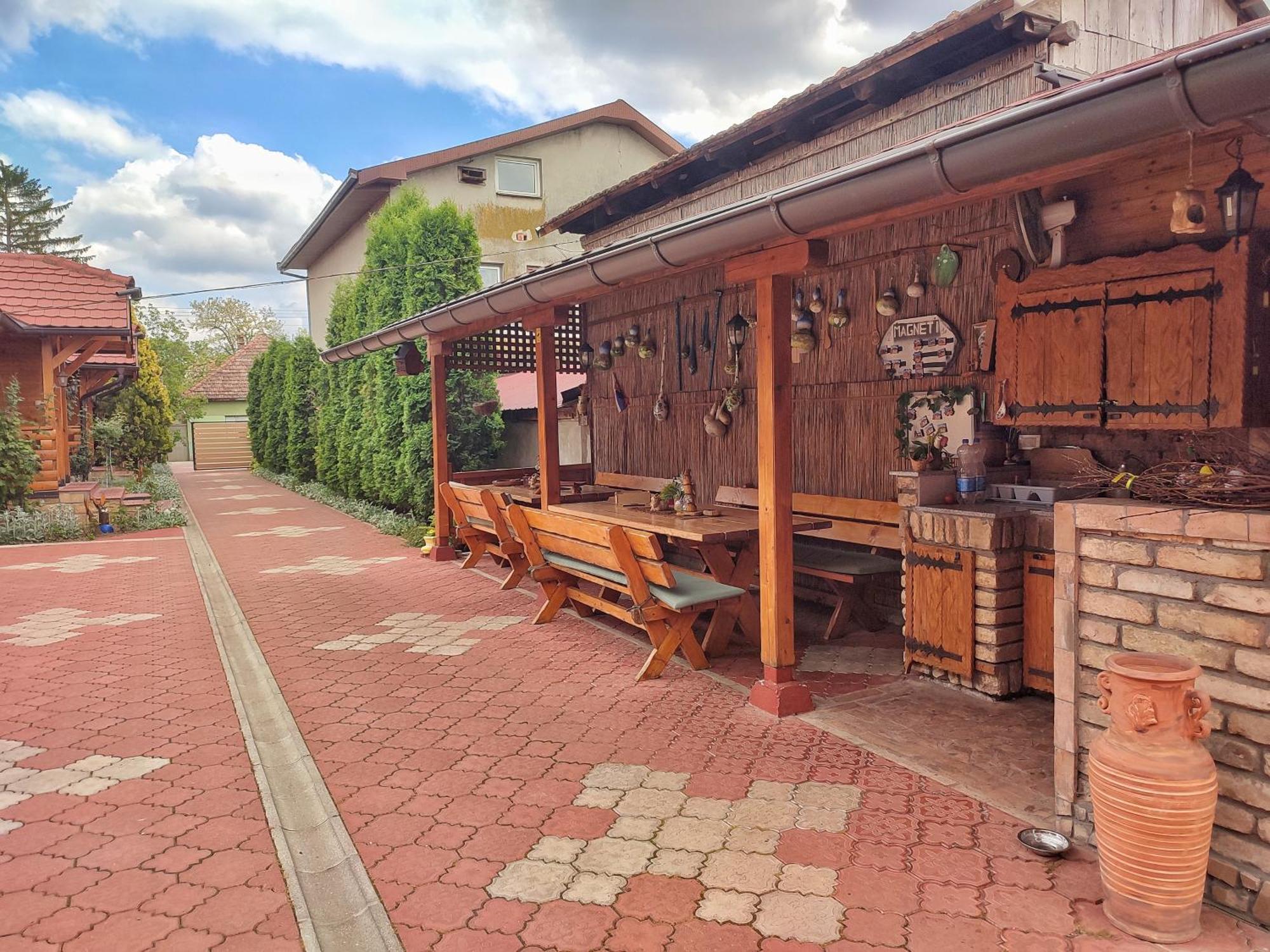 Eko Apartmani Бачки-Петровац Экстерьер фото